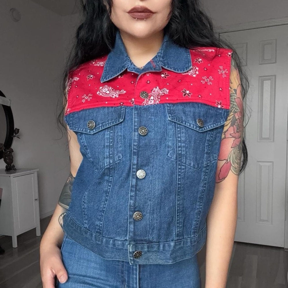 🐮 Western Cowgirl Bohemian Vest